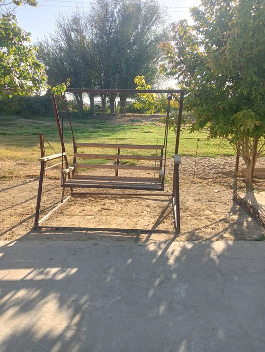 Качеля мықты темірден