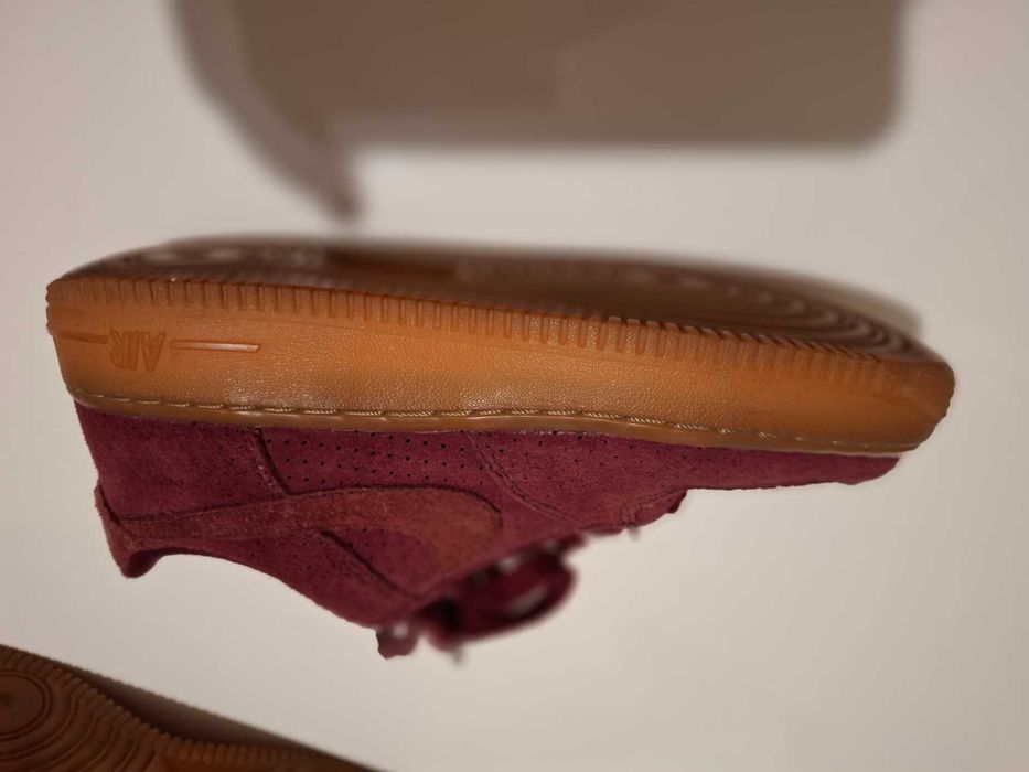 Обувки на марката NIKE, номер 36