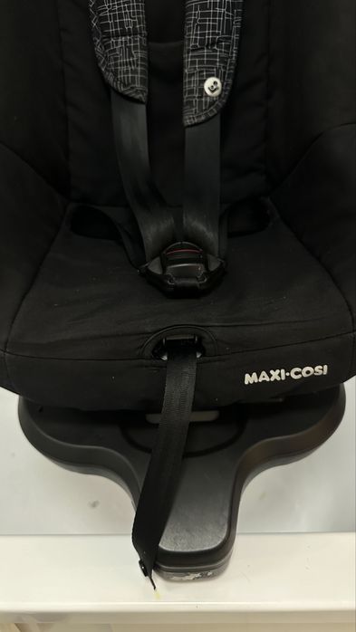 Автокресло Maxi Cosi