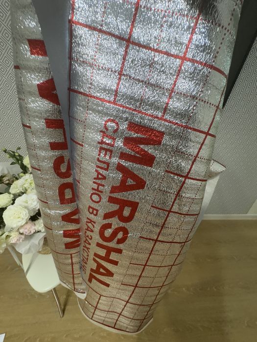 Цветы (кустовые гвоздики)