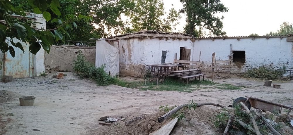 10 sotix joy sotiladi xolati yaxshi