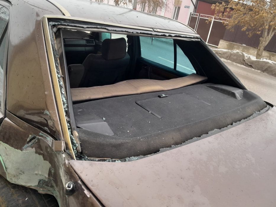 Срочына продам  Авто машина Мерс