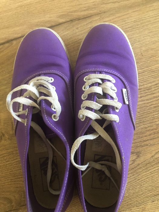 Кецове Vans лилави
