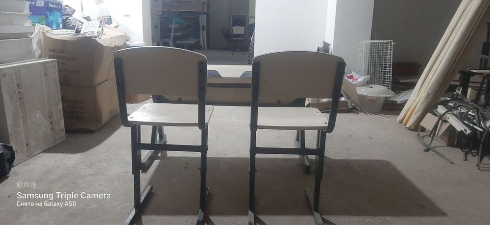 Парта и стулья. Dars stoli parta.