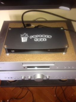 Popcorn A-110 медиа плеър