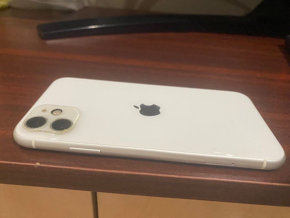 iPhone 11 - 64 GB ALB Impecabil