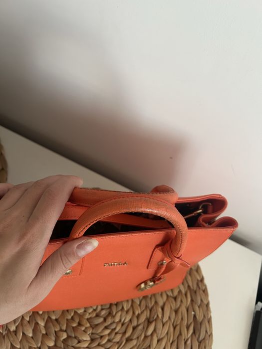 Оригинални чанти - Furla и Тоmmy Hilfiger