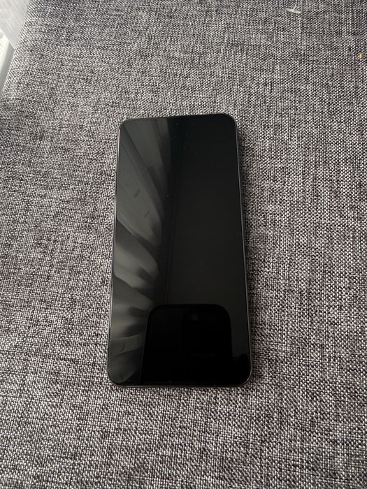 Vand samsung galaxy S22.Ofer si 4 huse mobilfox.