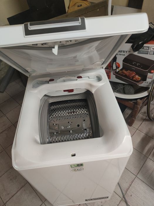 Masina spalat rufe AEG verticala