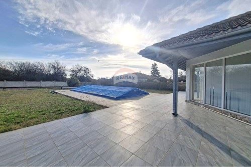 Еднофамилна къща в с. Соколово, общ. Балчик ТЕ