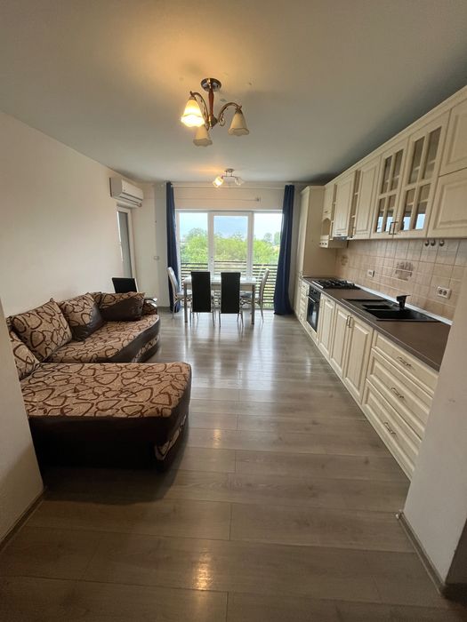 Inchiriez apartament cu 3 camere Giroc