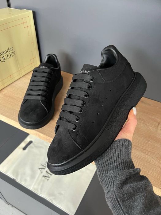 Adidasi Alexander Mcqueen noi !!! Marimi 40/44 !!!