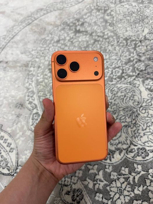Iphone 17 pro max LL/A orange