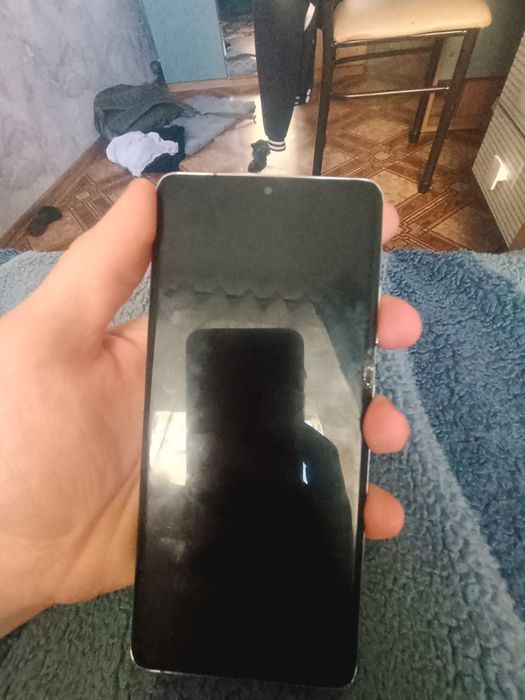 продам Samsung galaxy S21 Ultra