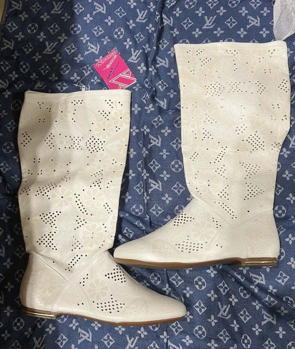 Обувки размер 39 на символични цени