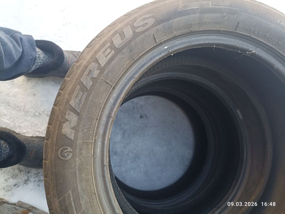 Продам летнюю резину на 16