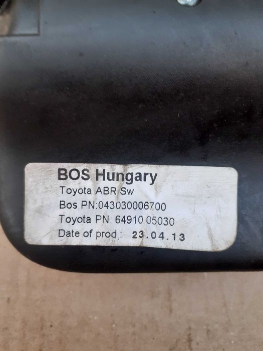 Rulou portbagaj si plasa TOYOTA Avensis Kombi,an 2011 - 2018