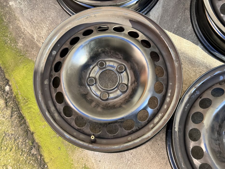 4бр железни Audi A3 VW Polo 15цола