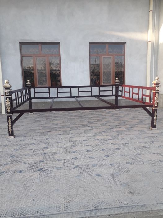 Стол стуллар сотилади