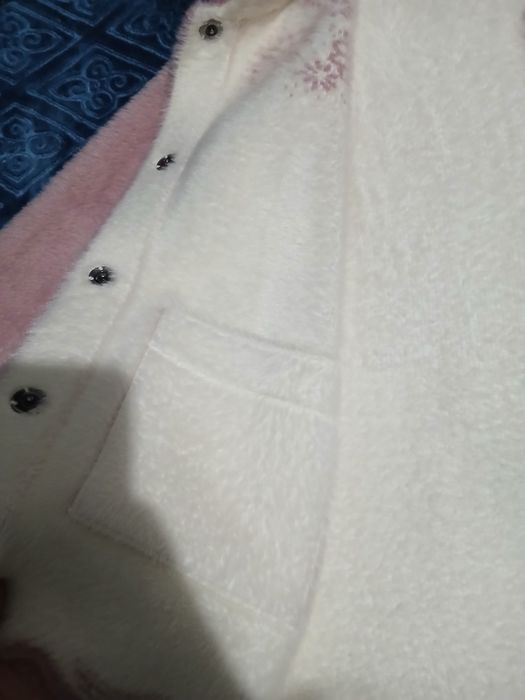 Келинлар учун ики томонлама кийиладиган йенглари олинадиган жемферча