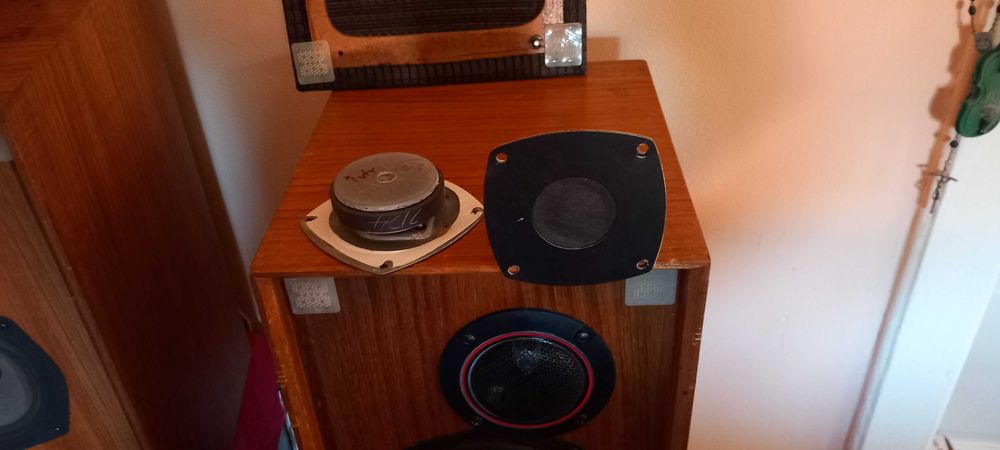 Boxe Castle Acoustics Limited model Richmond