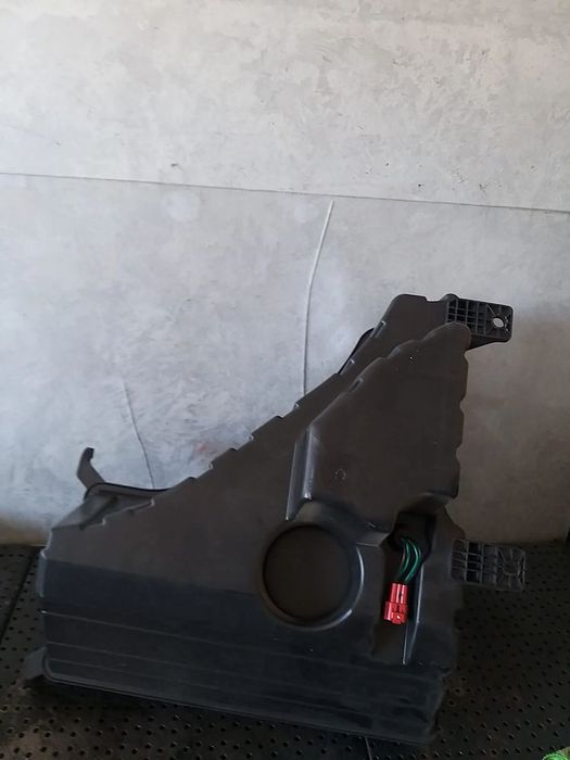 Subwoofer boxa dodge journey 05064298ac