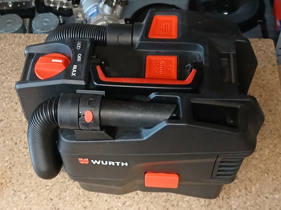 Aspirator wurth 18volți