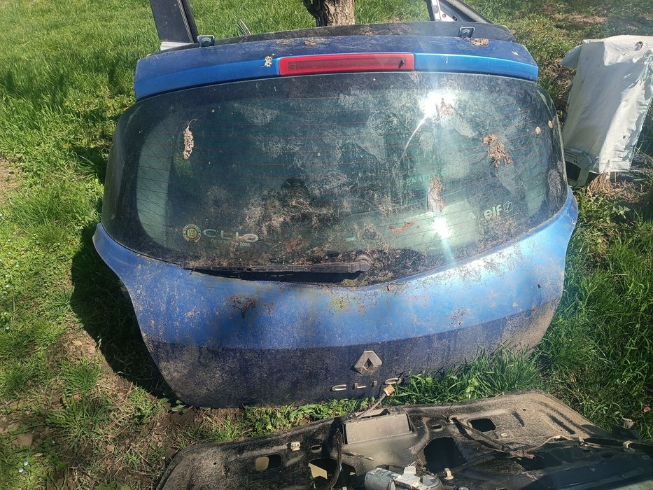 Capota haion stop far bara Dacia Logan Duster Sandero Strpway Jogger Renault Megane3 Clio3 Clio4 Scenic2 Laguna2 Megane2 far bara fata Logan Megane