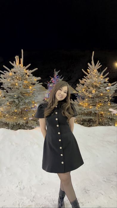 продам платье от бренда Lichi