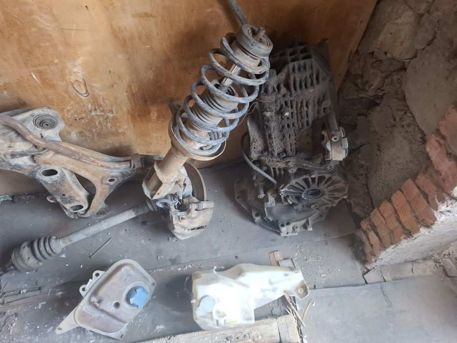 Продам зопчясти на ауди 80