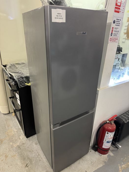 Combina frigorifica Comfee RCB169DS2(E)