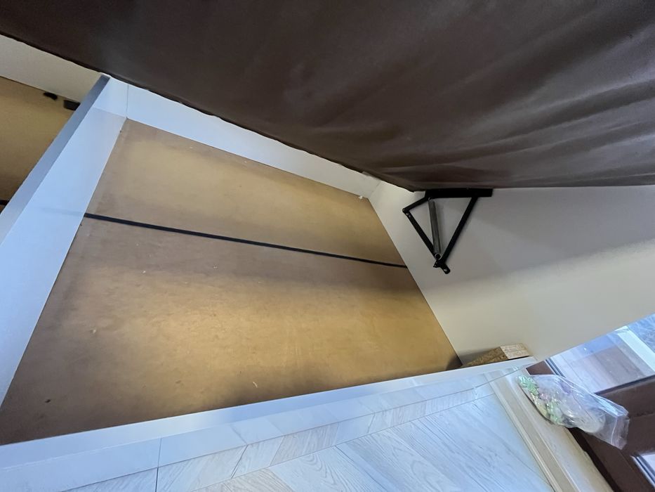 Единично легло 90/200 с ракла (място за съхранение) + с матрак Нани