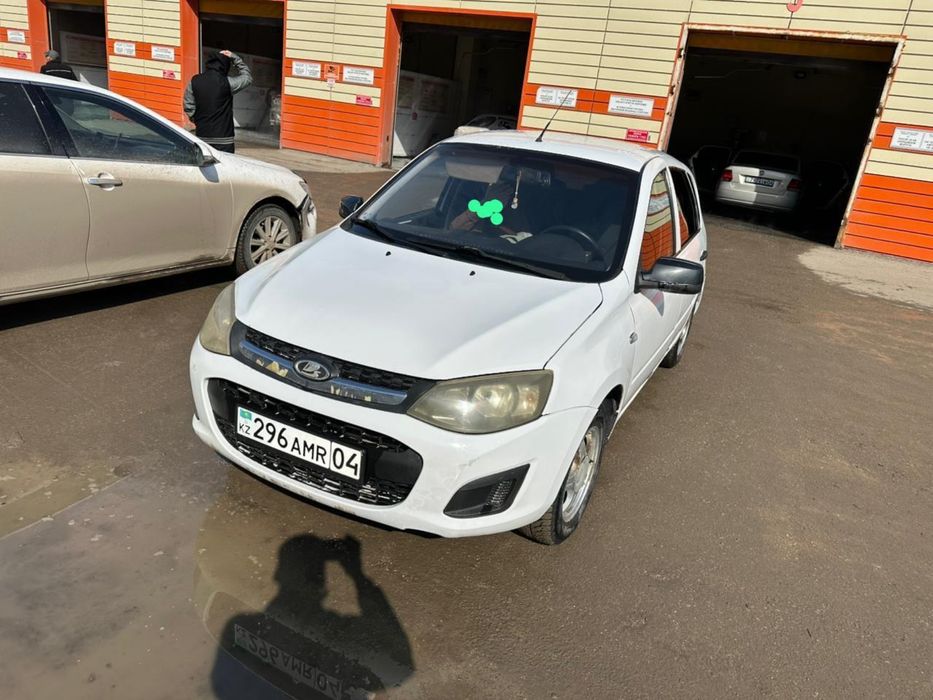 Продам машину лада калина
