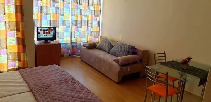 Продава се Ателие в к.к. Слънчев бряг - 40 кв.м за 1300 €/кв.м - Снимка #1