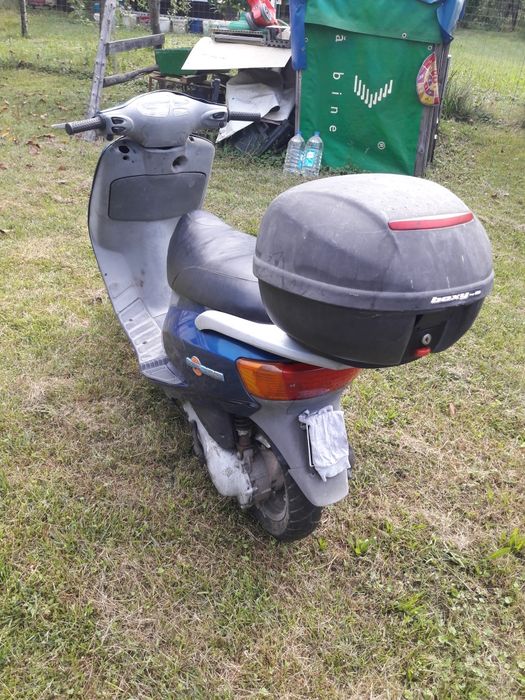 De vănzare piagio sfera