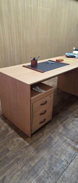 Стол учебный компьютерный