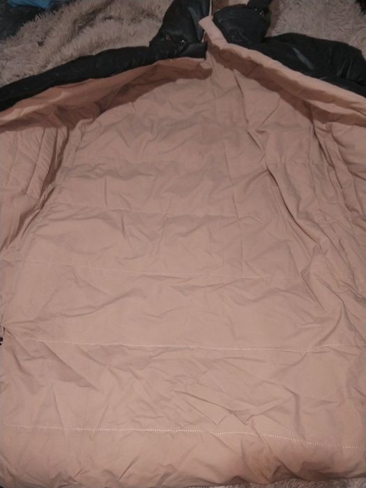 Плащ двухсторонний черный бежевый.