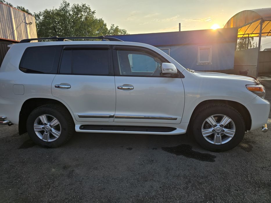 Ланд крузер 200.Продам