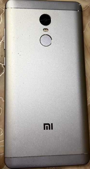 Продаю смартфон Ксиоми Редми ноут 4