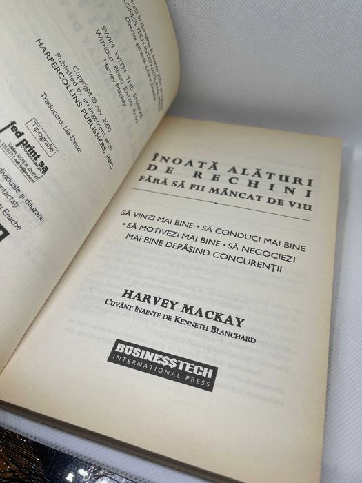 Înoată alături de rechini