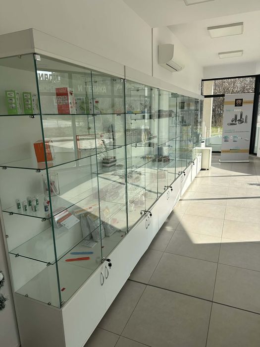 Търговски шкафове 16 бр