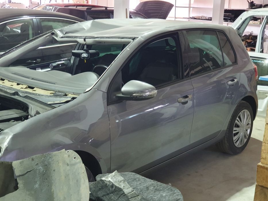 Dezmembrez vw golf 6 , 99000km , benzină  1.4 , motor CGGA , cutie LEG