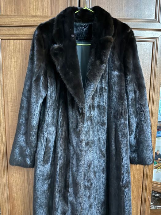 Продам Норковую шубу