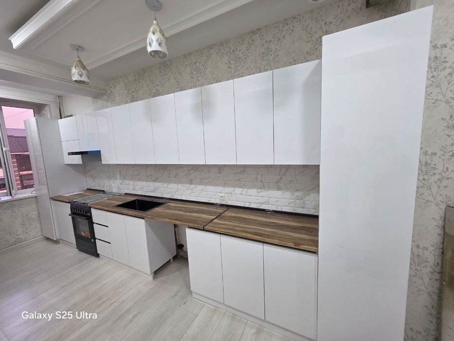 Kuhinniy mebel yasaymiza zakasga