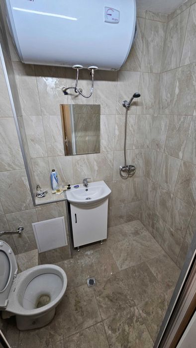 Дава се под наем Двустаен апартамент в Разград, Бели Лом - 60 кв.м за 306 € - Снимка #3