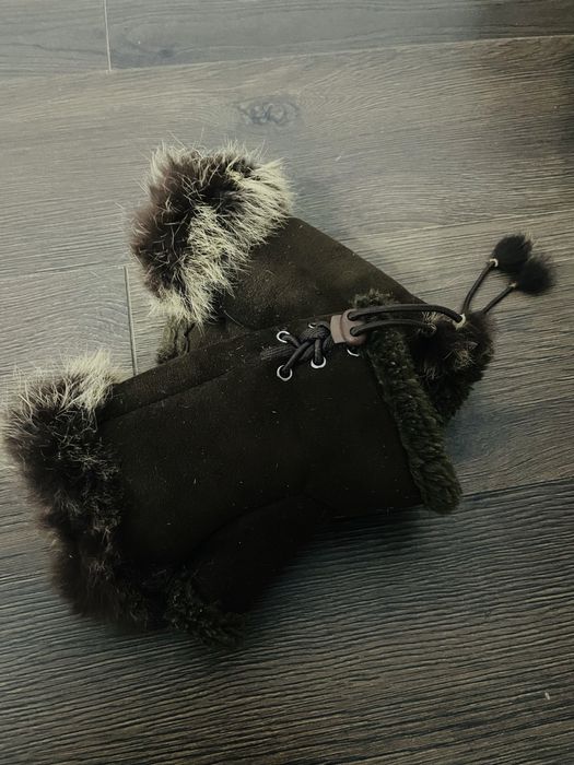 Manusi din piele intoarsa si blana naturala Studio ID Mittens.