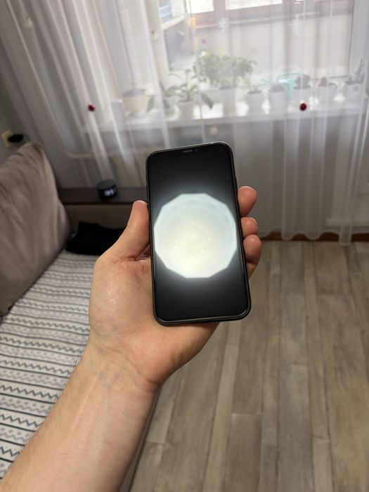 iphone XR в отличном состонии