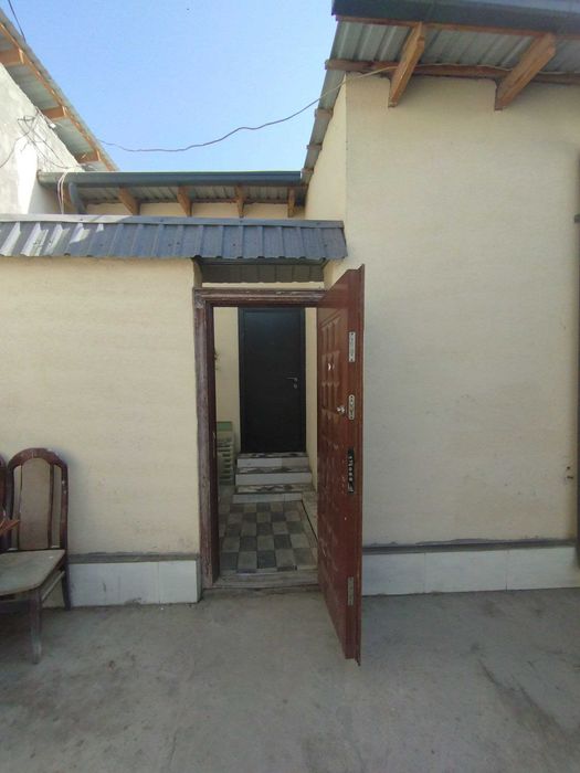 Mirobod tumanida 2 xonali uy oilaga ijaraga beriladi