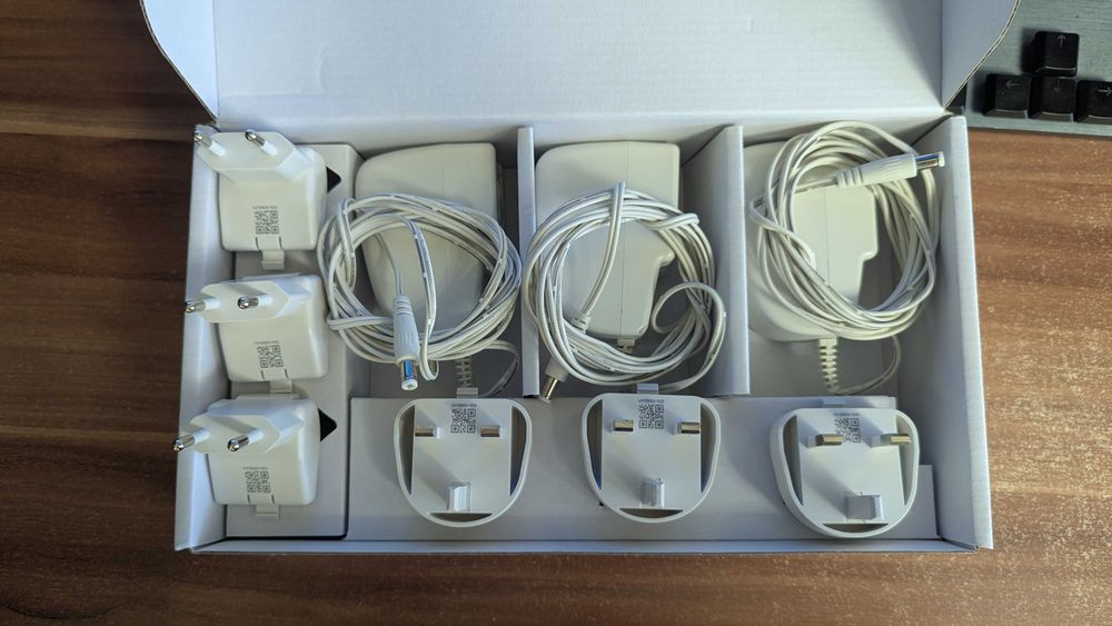 Sistem Mesh NetGear Orbi RBK353 AX1800, WIFI6 - Set 3 unitati
