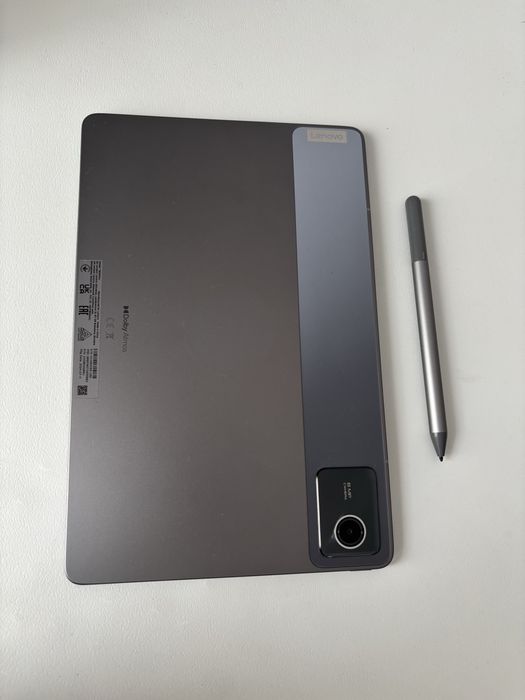 планшет Lenovo M11 TB330XU
